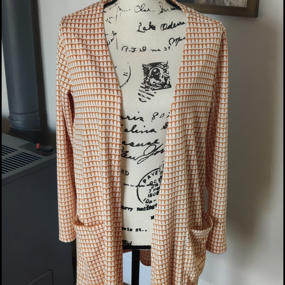LuLaRoe Sweaters - Lularoe Orange White Pattern Sarah Duster
